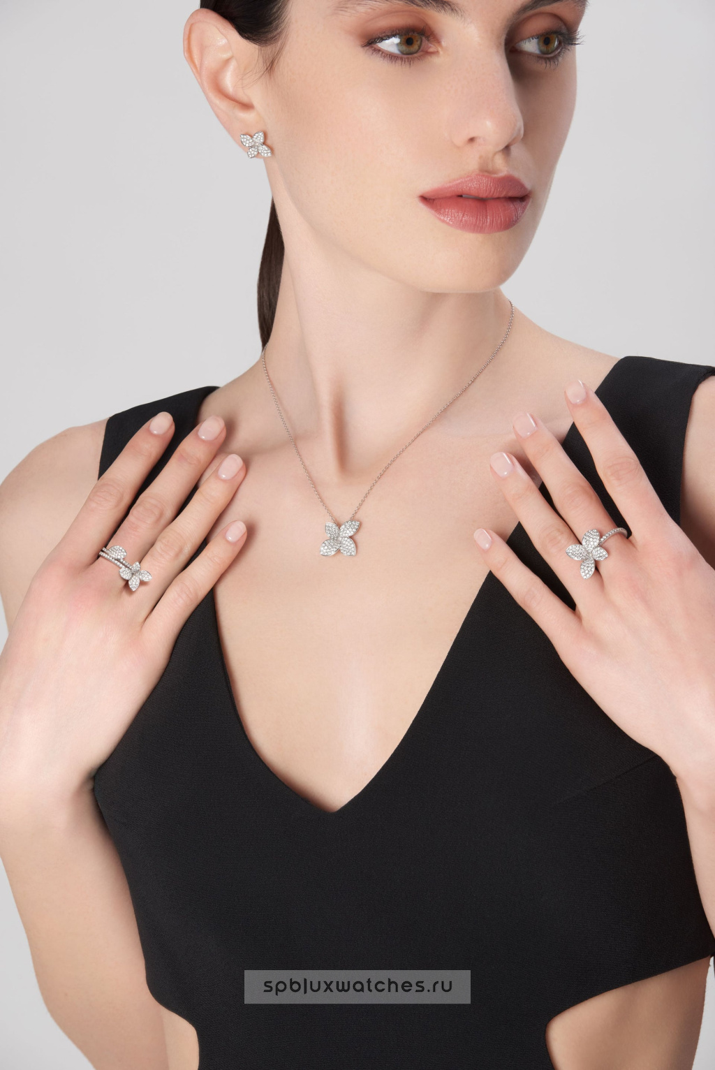 Кольцо Pasquale Bruni Petit Garden Medium Flower Ring 15370B