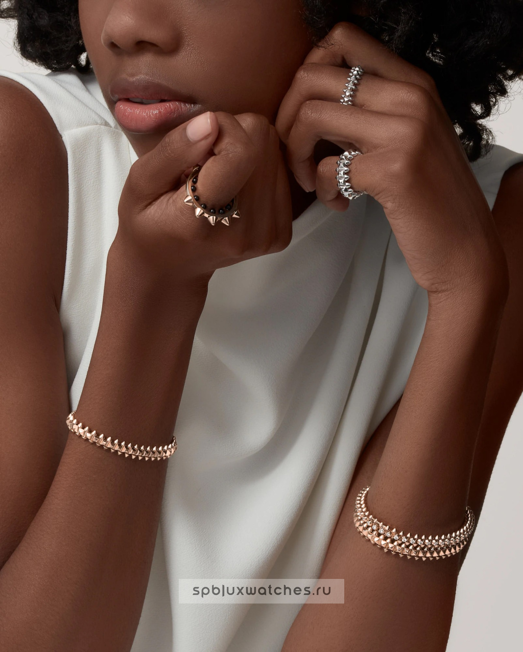 Кольцо Cartier Clash de Cartier Ring Small Model B4233100