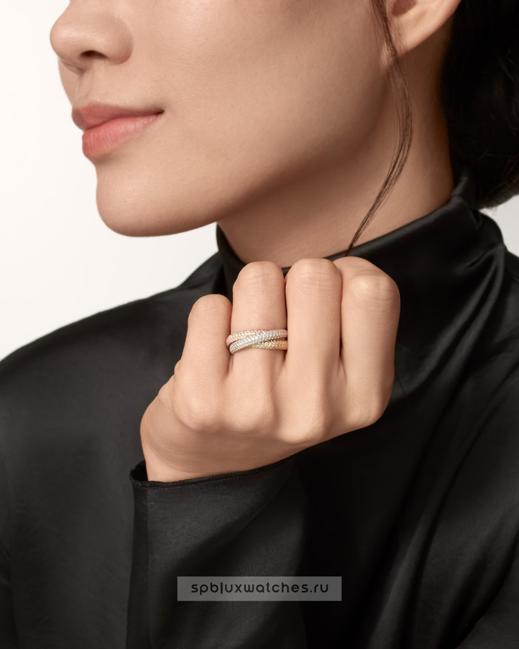 Кольцо Cartier Trinity Paved Ring Classic Model N4778200