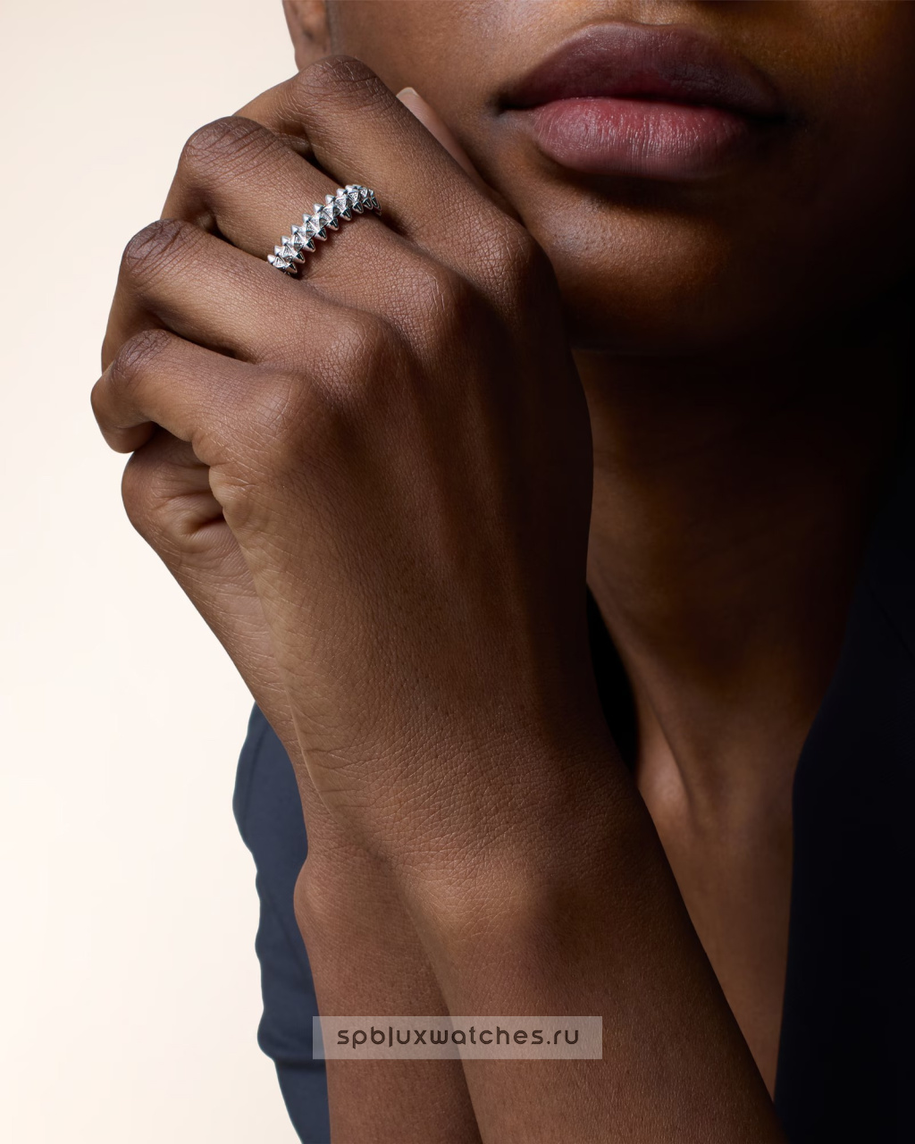 Кольцо Cartier Clash de Cartier Paved Ring Small Model N4820200