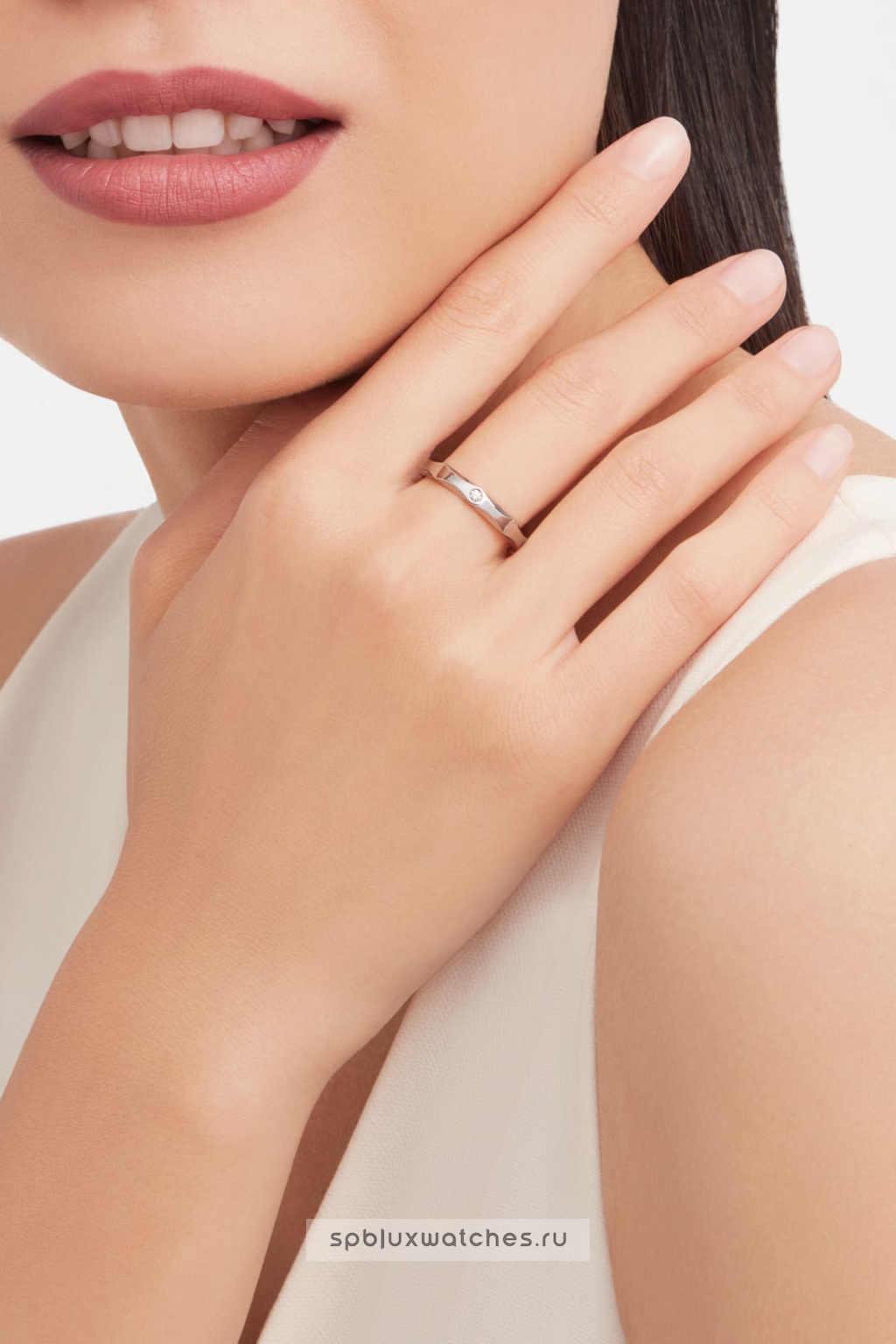 Обручальное кольцо Bvlgari Infinito Wedding Band 351935