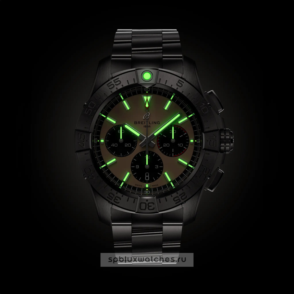 Breitling Avenger B01 Chronograph 44 mm AB0147101A1A1
