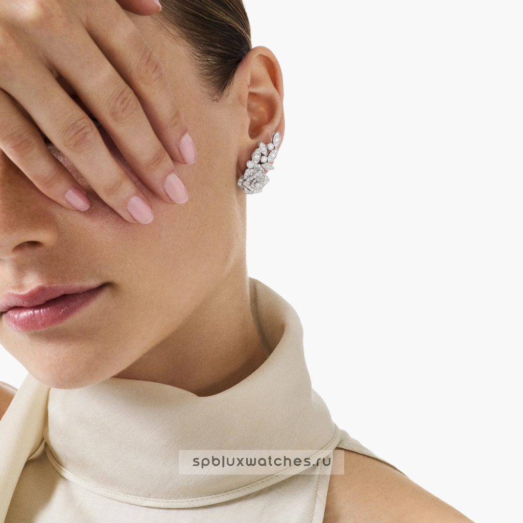 Серьги Piaget Rose Earrings G38U0076