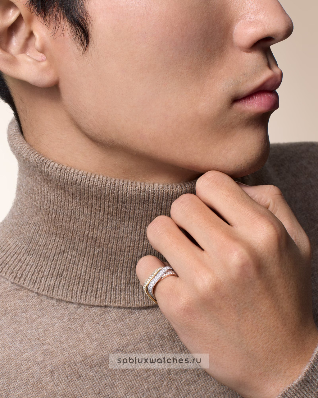 Кольцо Cartier Trinity Paved Cushion Ring Classic Model N4824700