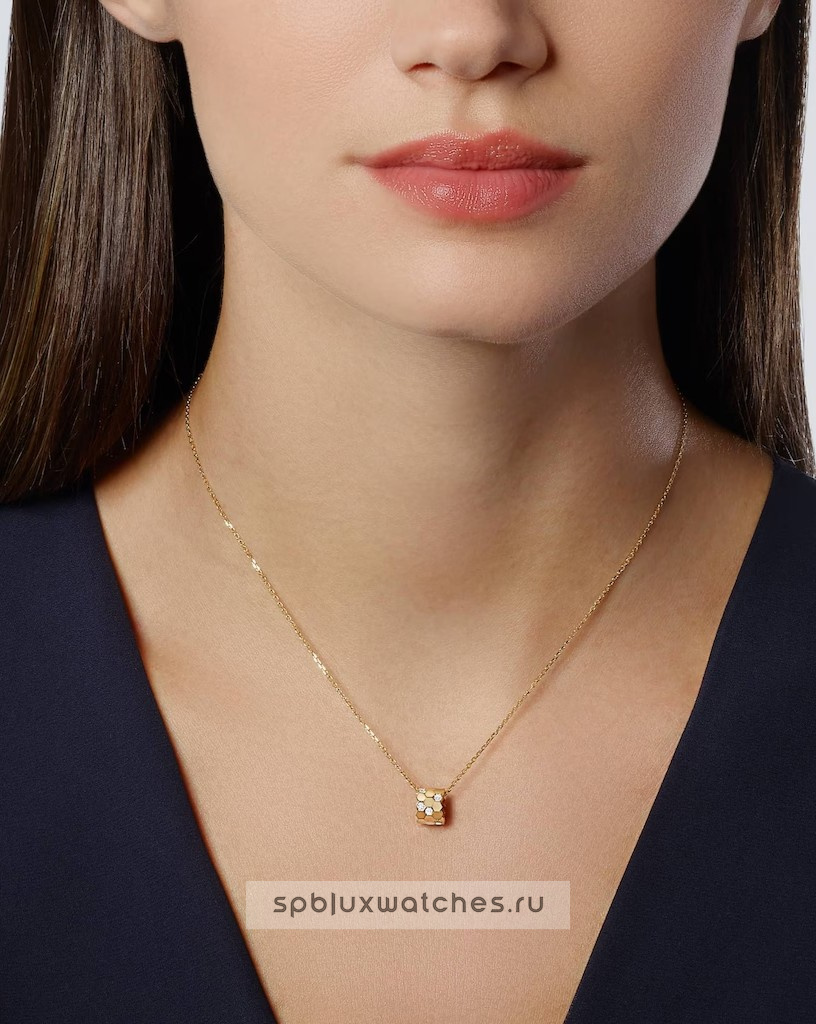 Подвеска Chaumet Bee de Chaumet Pendant Small 085439