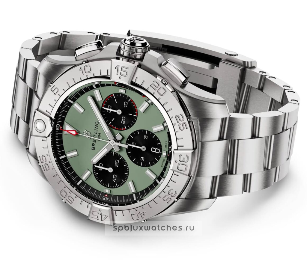 Breitling Avenger B01 Chronograph 44 mm AB0147101L1A1