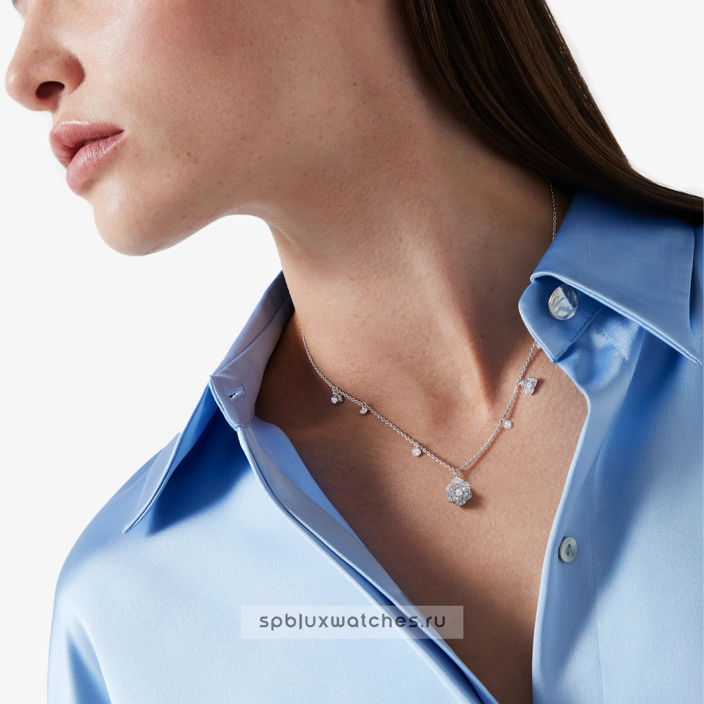 Колье Piaget Rose Necklace G37UB500
