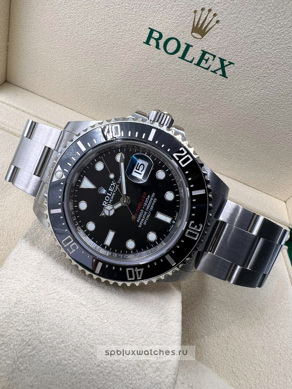 Rolex Sea-Dweller 43 mm 126600