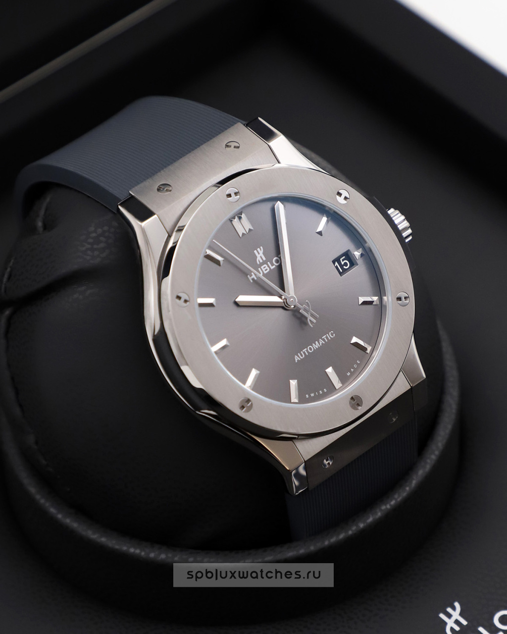 Hublot Classic Fusion Titanium Racing Grey 45 mm 511.NX.7071.RX