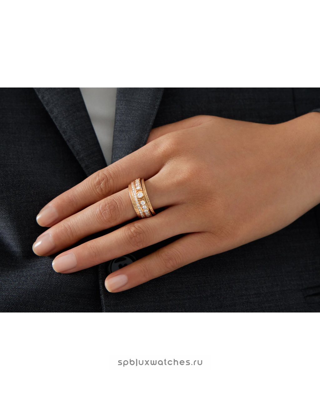 Кольцо Piaget Possession "Decor Palace" Ring G34P5O00