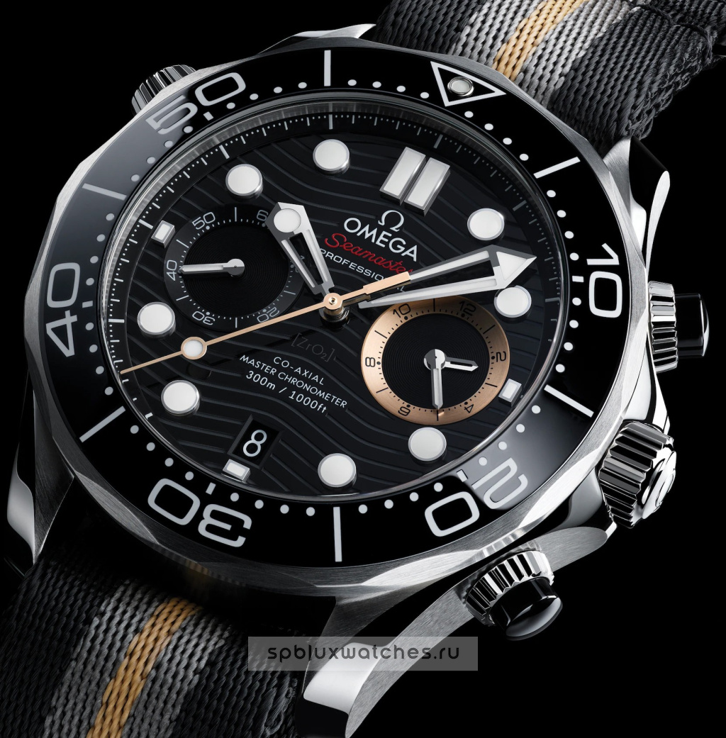 Omega Seamaster Diver 300M Chronograph 007 First Light 44 mm 210.32.44.51.01.002