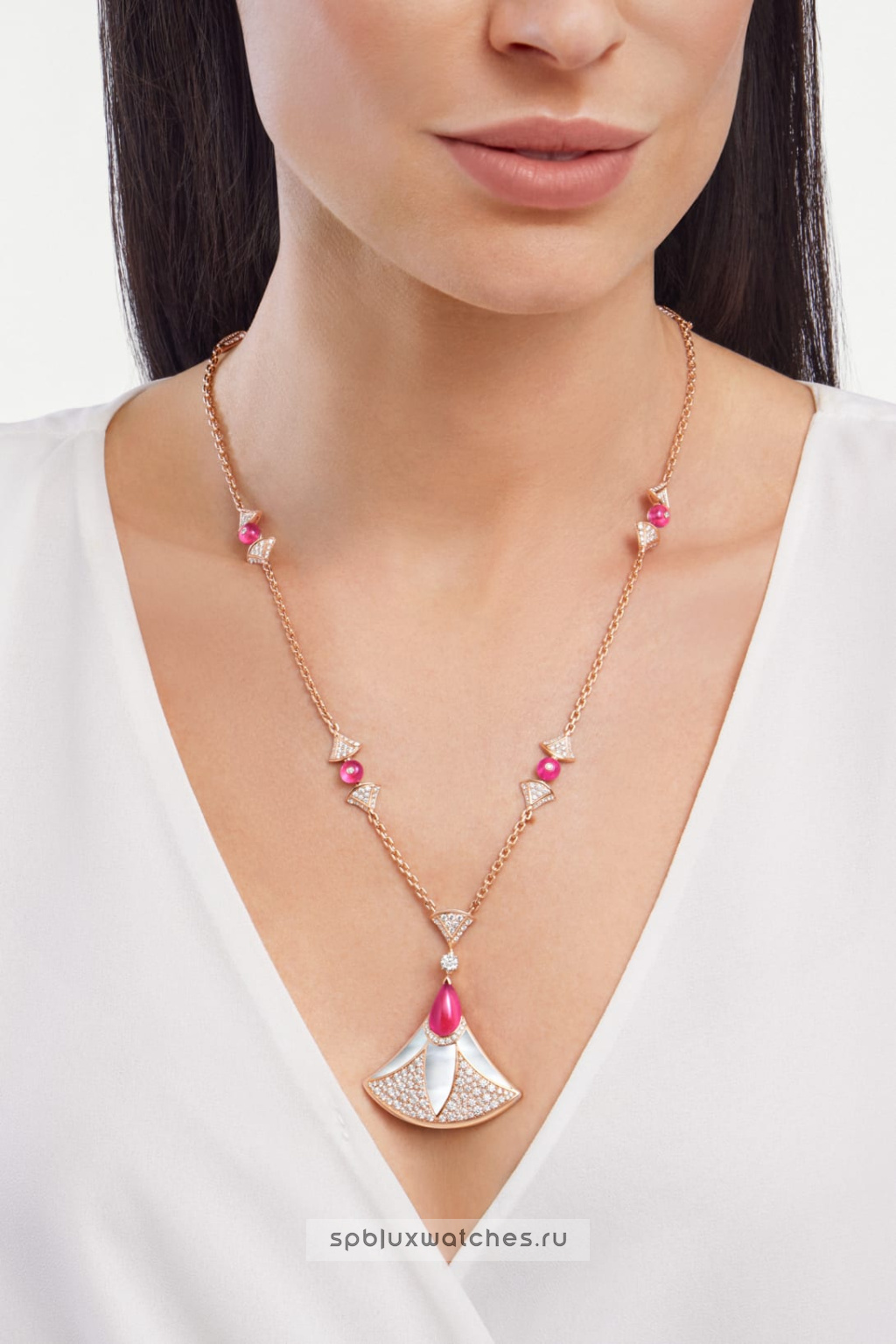 Подвеска Bvlgari Divas’ Dream Necklace 361950