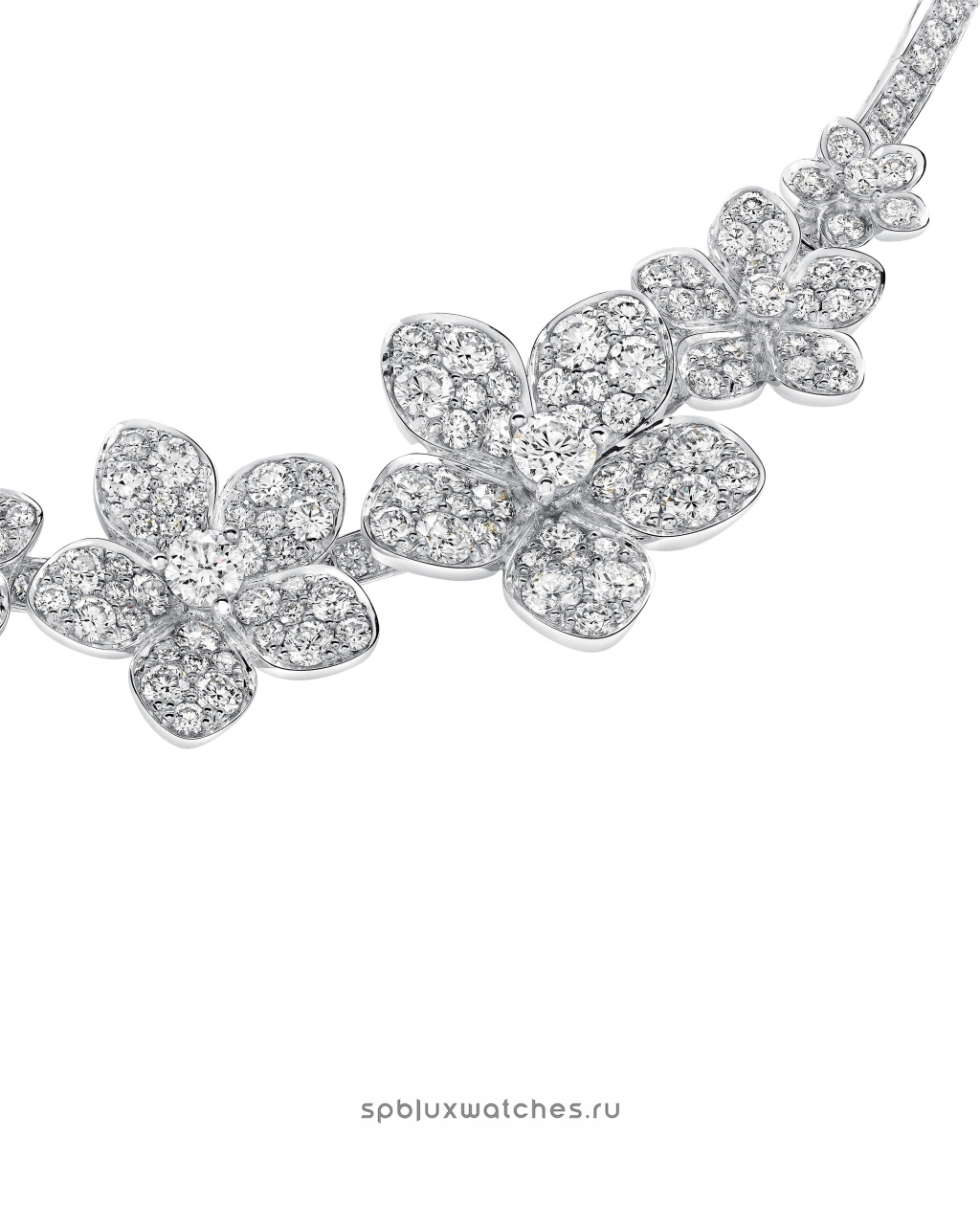 Колье Graff Wild Flower Diamond Necklace RGN758