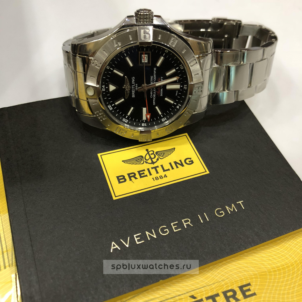Breitling Avenger II GMT 43 mm  A3239011/BC35/170A