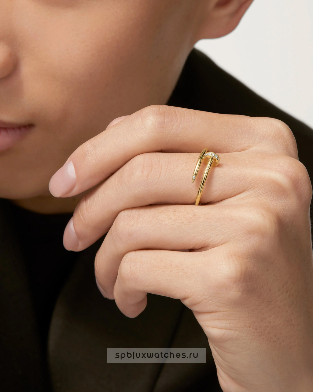 Кольцо Cartier Juste un Clou Diamonds Ring Small Model B4244900
