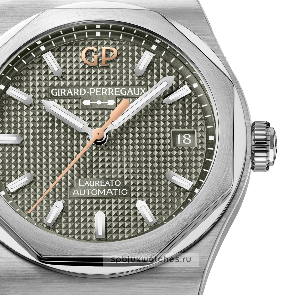 Girard Perregaux Laureato 38 mm Sage Green 81005-11-3407-1CM