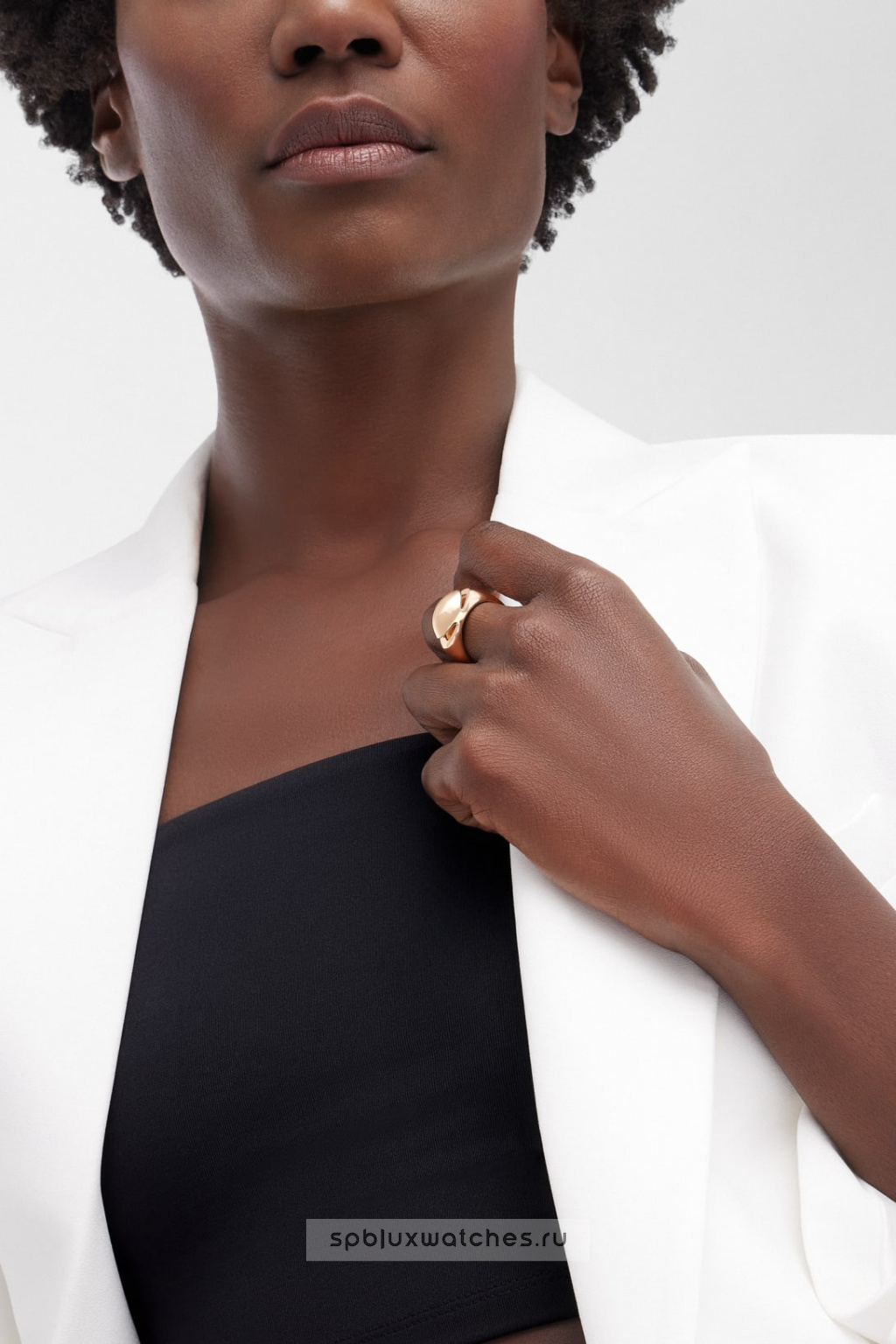 Кольцо Bvlgari Cabochon Ring 361195