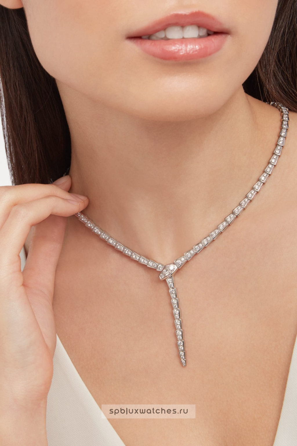 Колье Bvlgari Serpenti Viper Slim Necklace 351090