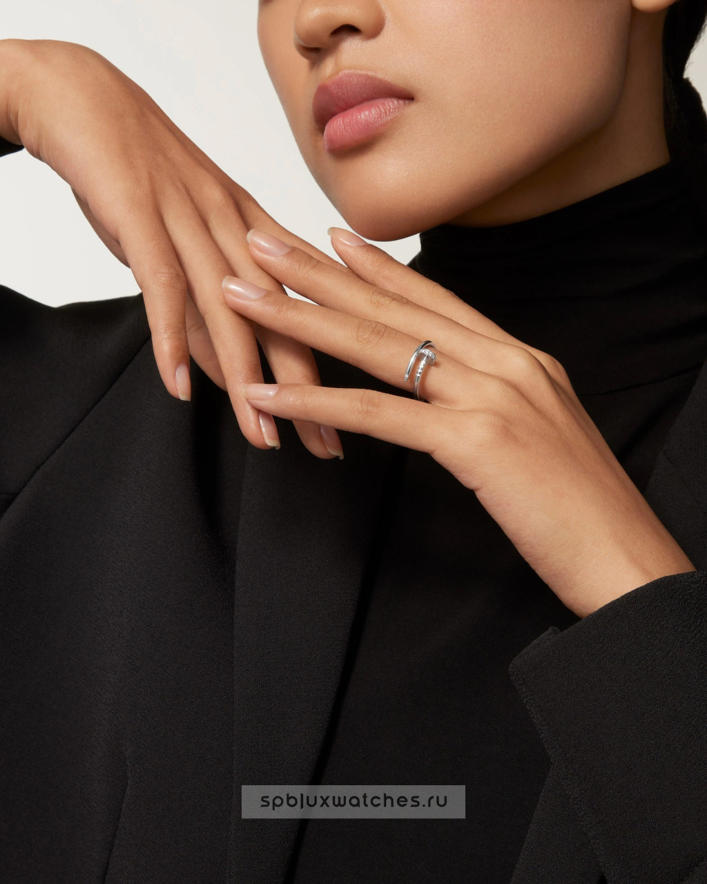 Кольцо Cartier Juste un Clou Diamonds Ring Small Model B4245000