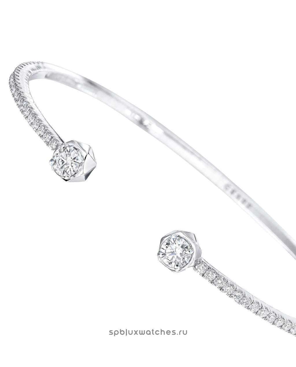 Браслет Graff Laurence Graff Signature Open Diamond Bangle RGB468