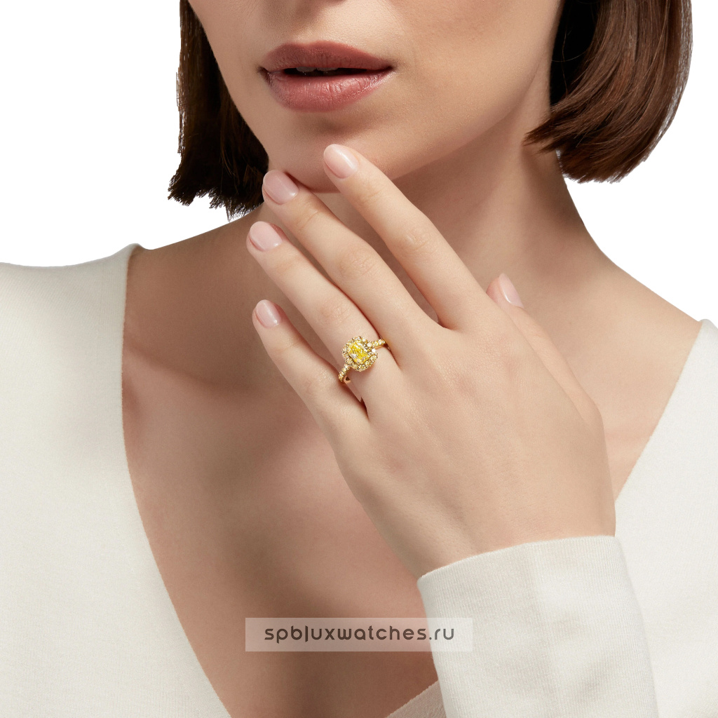 Кольцо для помолвки Graff Icon Cushion Cut Yellow Diamond Engagement Ring RGR647