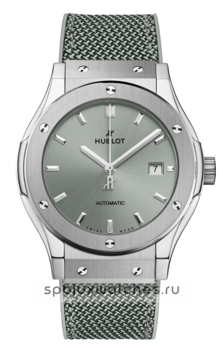Hublot Classic Fusion Titanium Sage Green 42 mm 542.NX.891G.NR