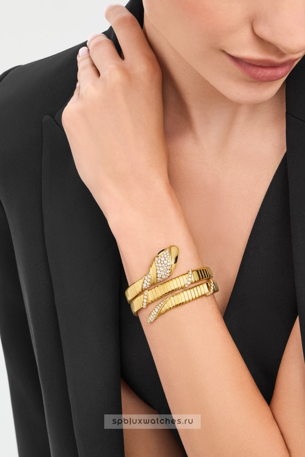 Браслет Bvlgari Serpenti Tubogas Two-Coil Bracelet 361341