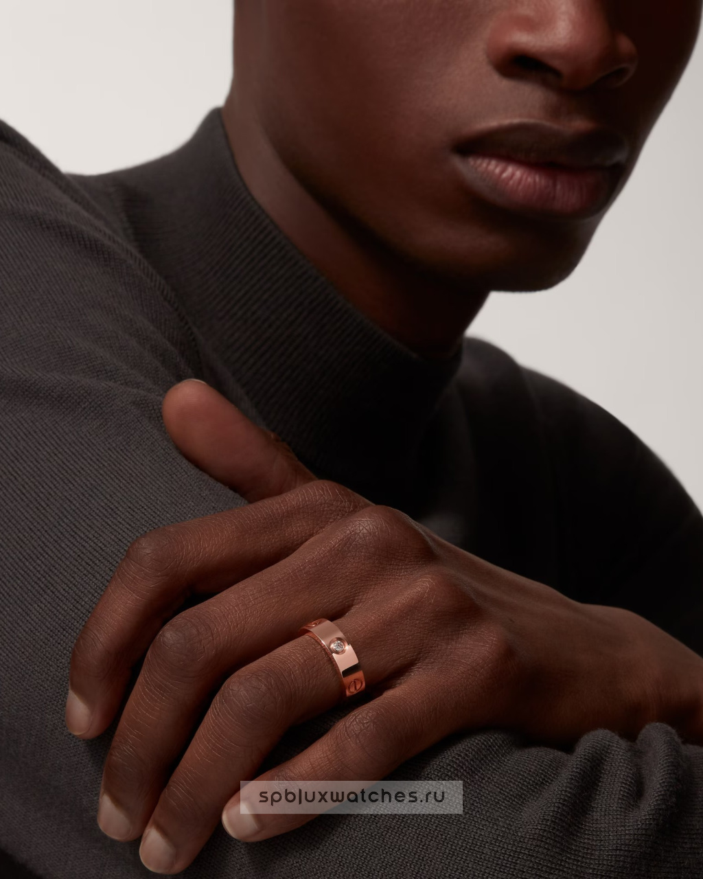 Кольцо Cartier Love Ring 3 Diamonds Classic Model B4087500