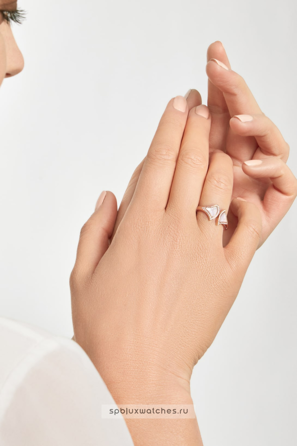 Кольцо Bvlgari Divas' Dream Ring 358936