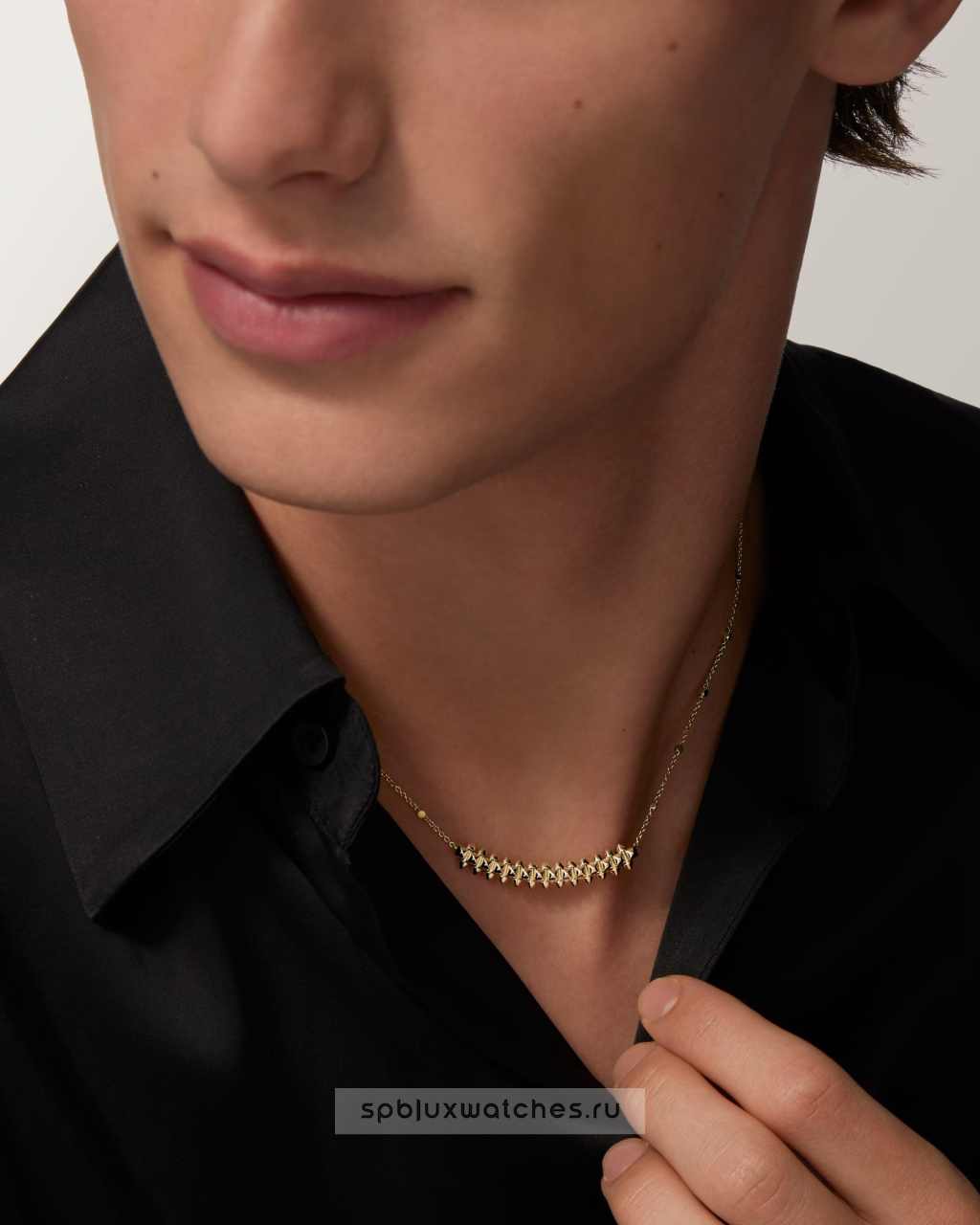 Подвеска Cartier Clash de Cartier Pendant Small Model B7225048