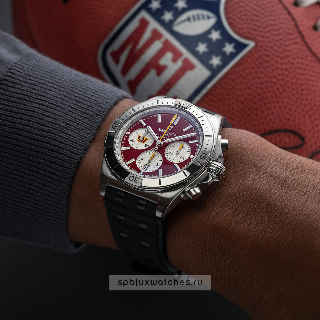 Breitling Chronomat B01 42 mm NFL Washington Commanders Edition AB01342B1K3S1