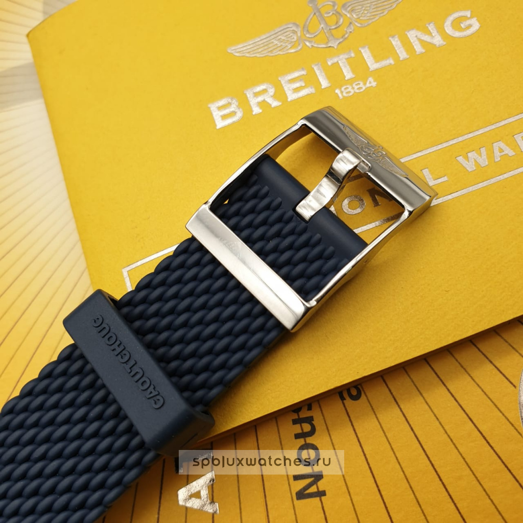 Breitling Chronomat 44 mm CB011012.C790.158S