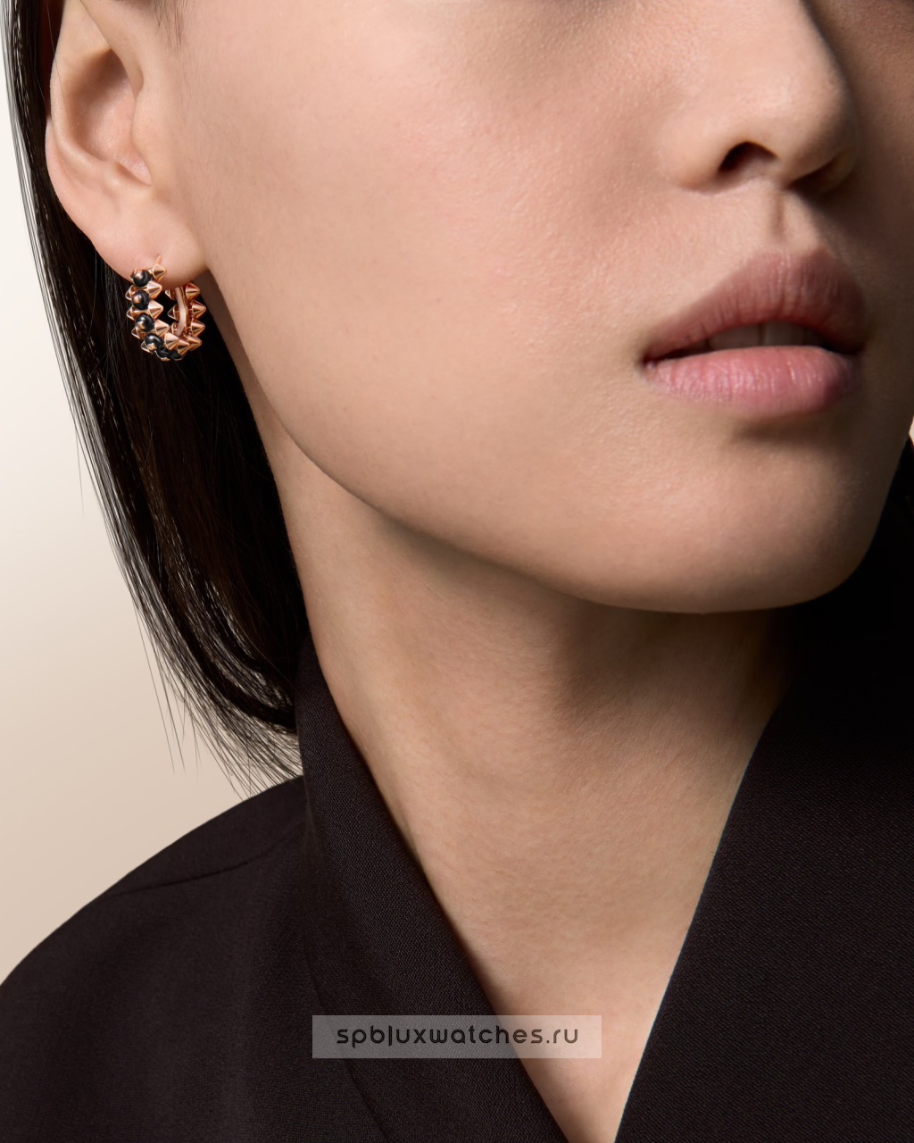 Серьги Cartier Clash de Cartier Onyx Earrings B8301530