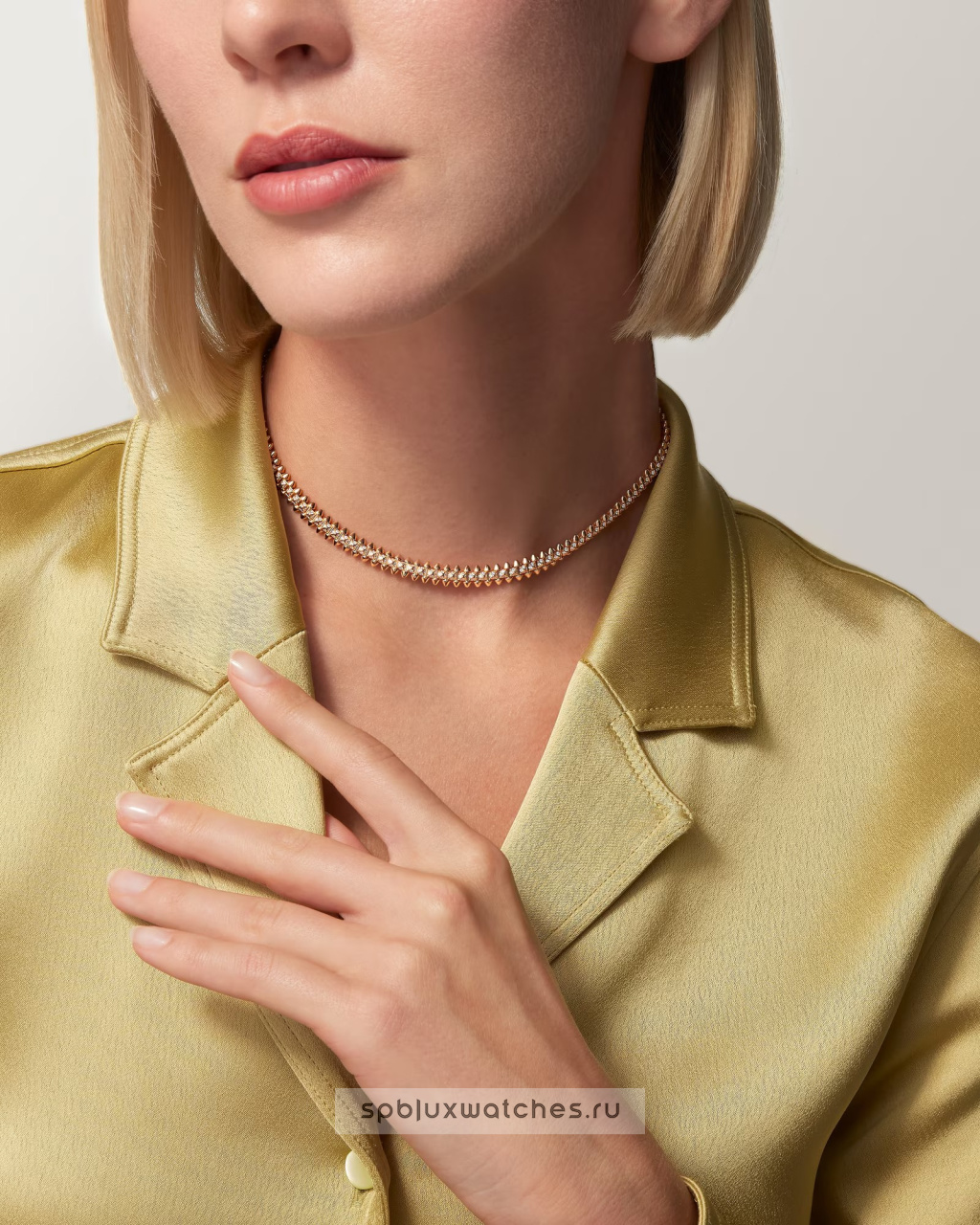 Колье Cartier Clash de Cartier Flexible Paved Necklace Small Model N7424520