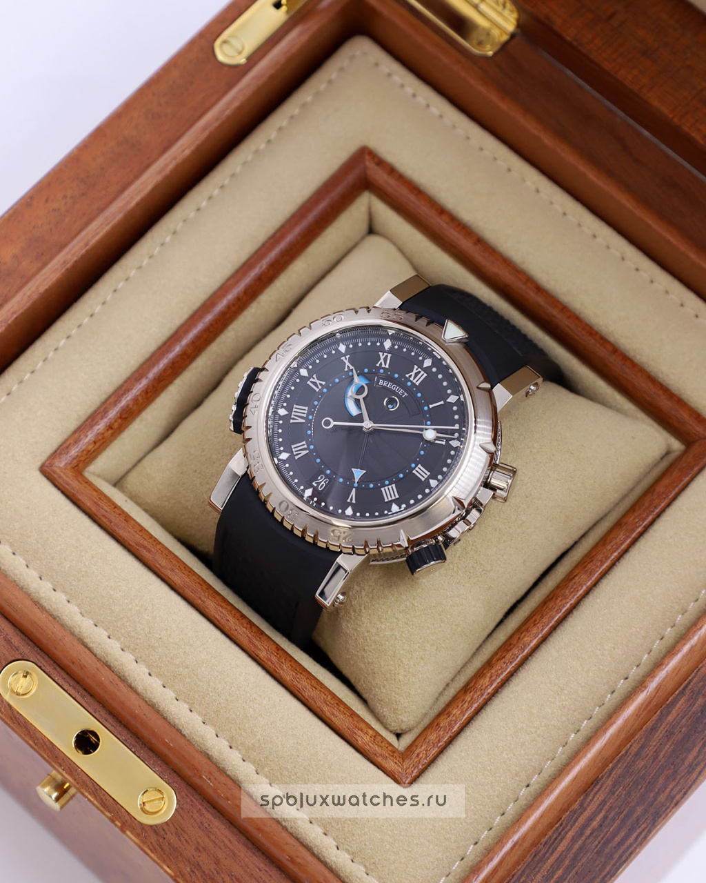 Breguet Marine Royale 5847 45 mm 5847BB/92/5ZV