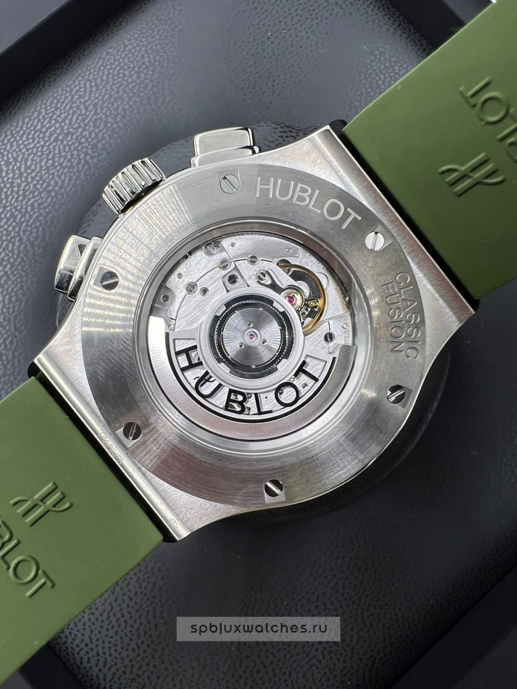 Hublot Classic Fusion Chronograph Titanium Green 45 mm  521.NX.8970.RX