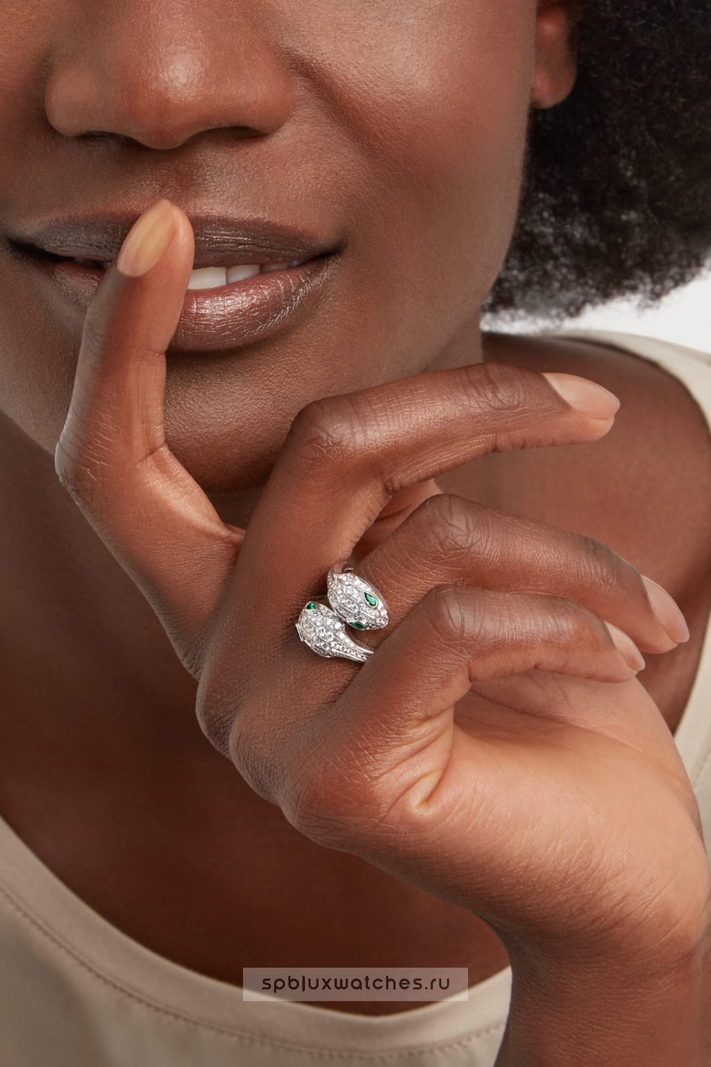 Кольцо Bvlgari Serpenti Seduttori Ring 358100