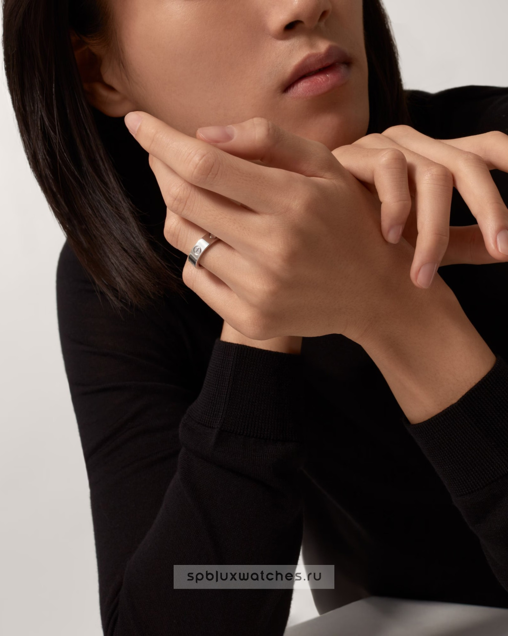 Кольцо Cartier Love Ring 3 Diamonds Classic Model B4032500