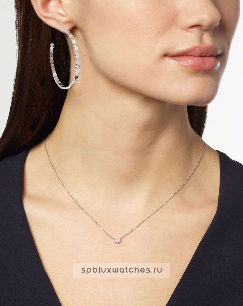 Серьги Chaumet Bee de Chaumet Hoop Earrings 085447