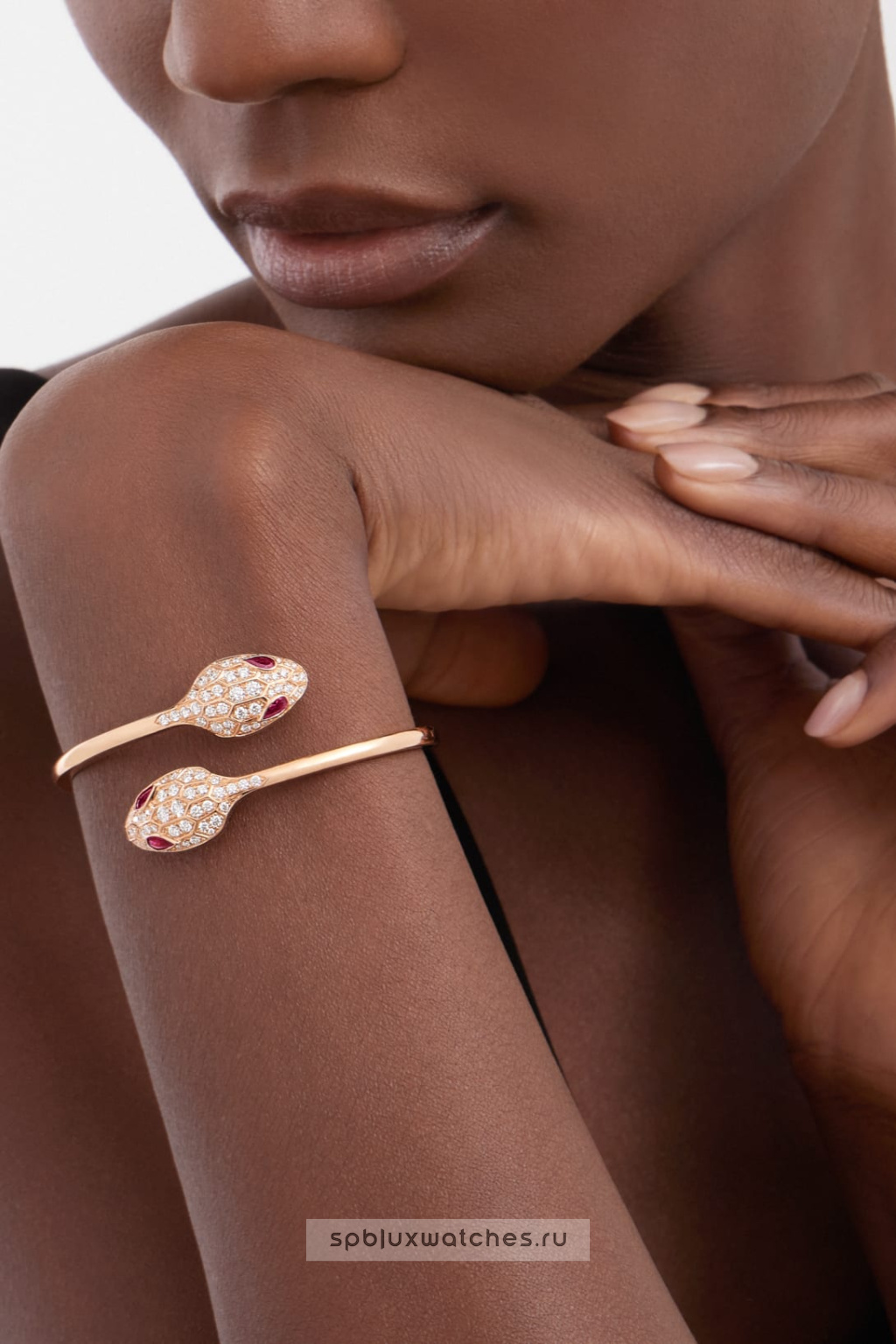 Браслет Bvlgari Serpenti Seduttori Bracelet 356505