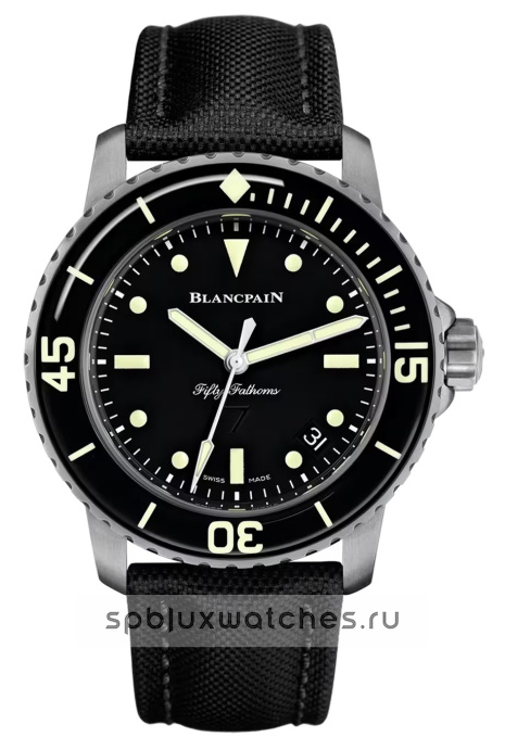 Blancpain Fifty Fathoms Nageurs de combat 45 mm 5015E 1130 B52A