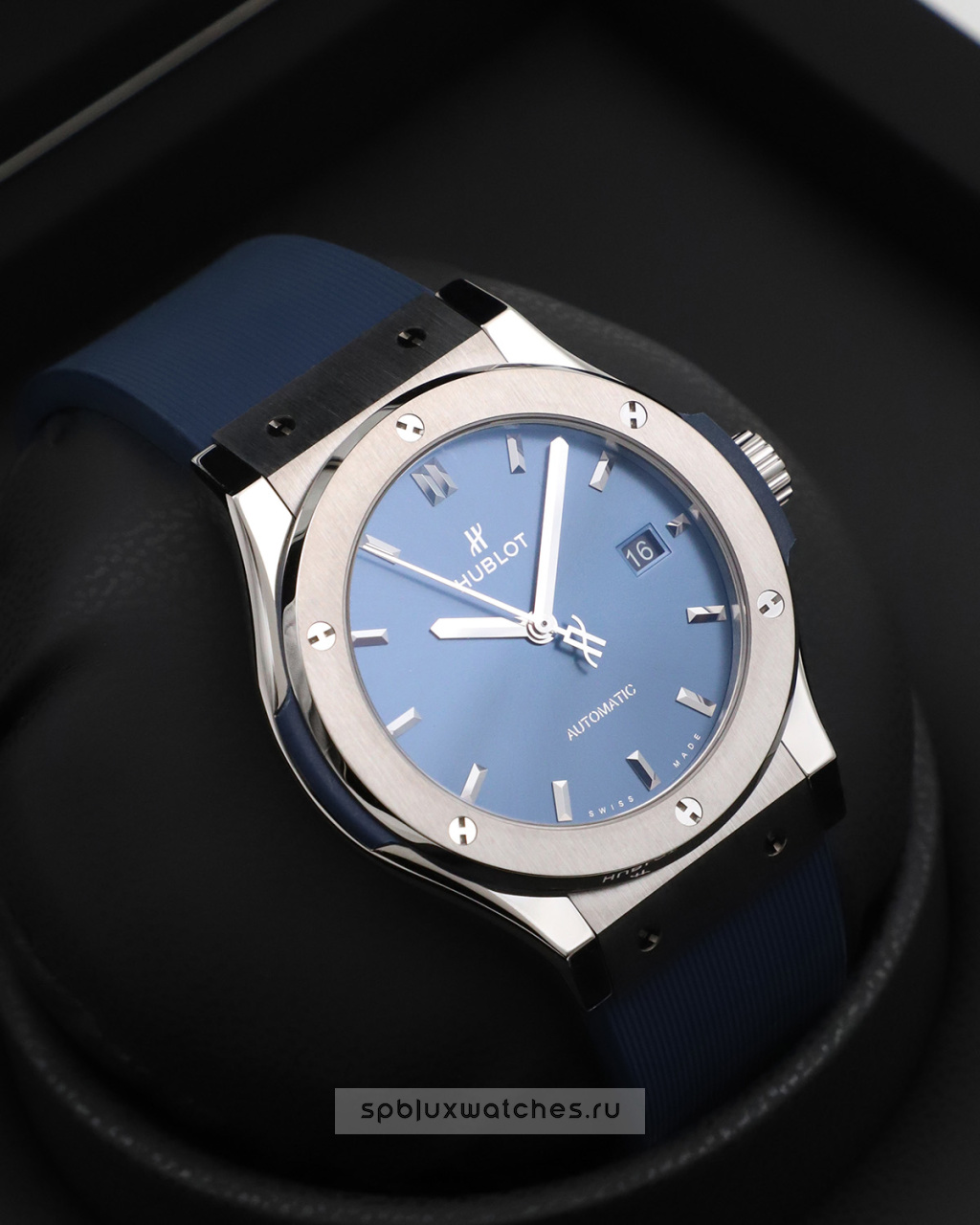 Hublot Classic Fusion Titanium Blue 42 mm 542.NX.7170.RX