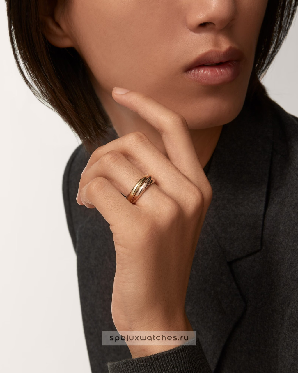 Кольцо Cartier Trinity Ring Classic Model B4234200