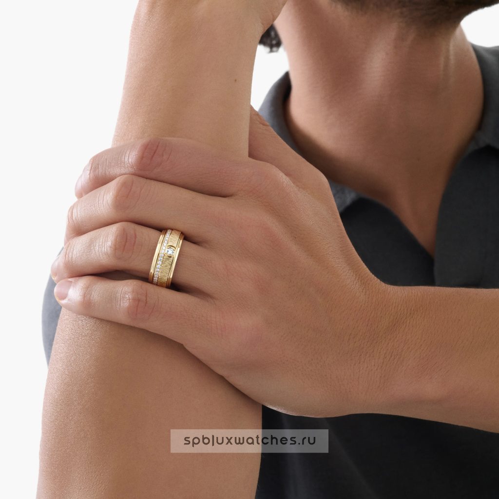Кольцо Piaget Possession "Decor Palace" Ring G34P1O00