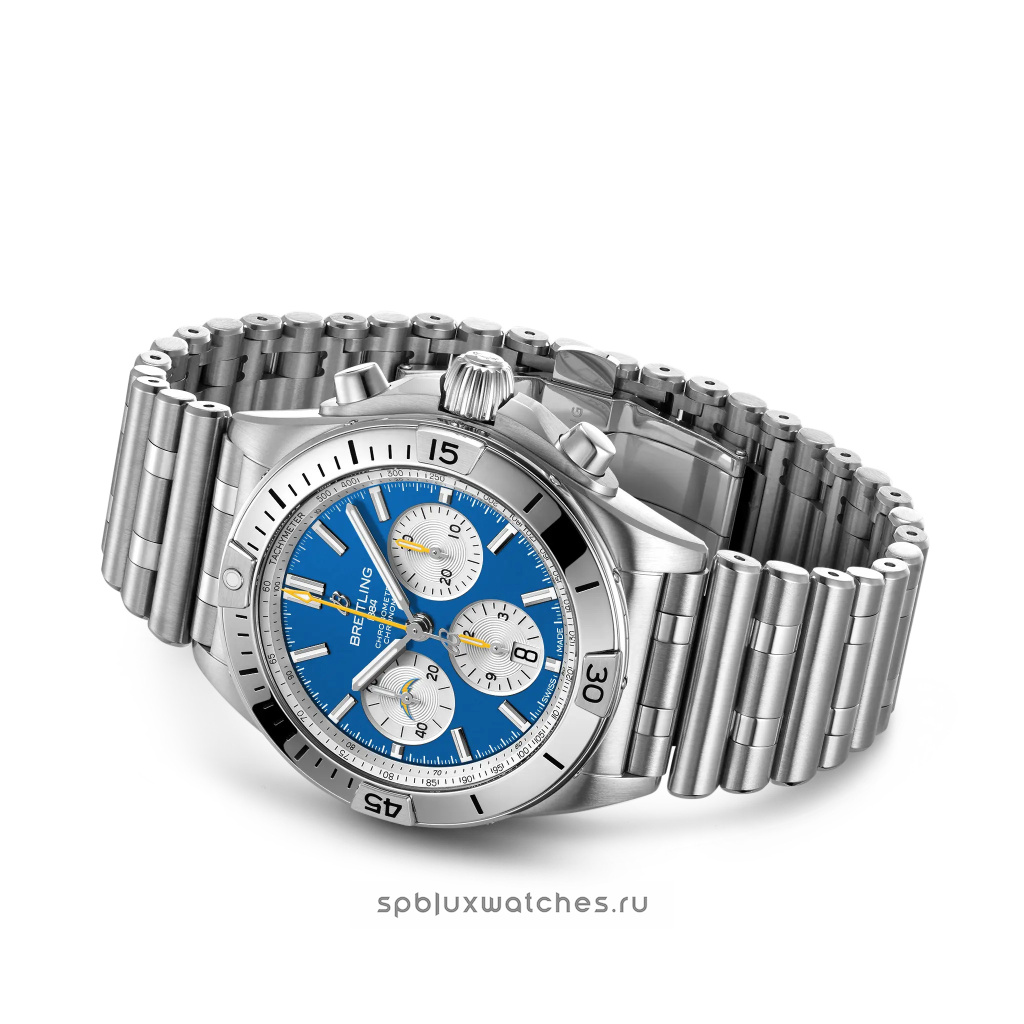 Breitling Chronomat B01 42 mm NFL Los Angeles Chargers Edition AB01342B1C8A1