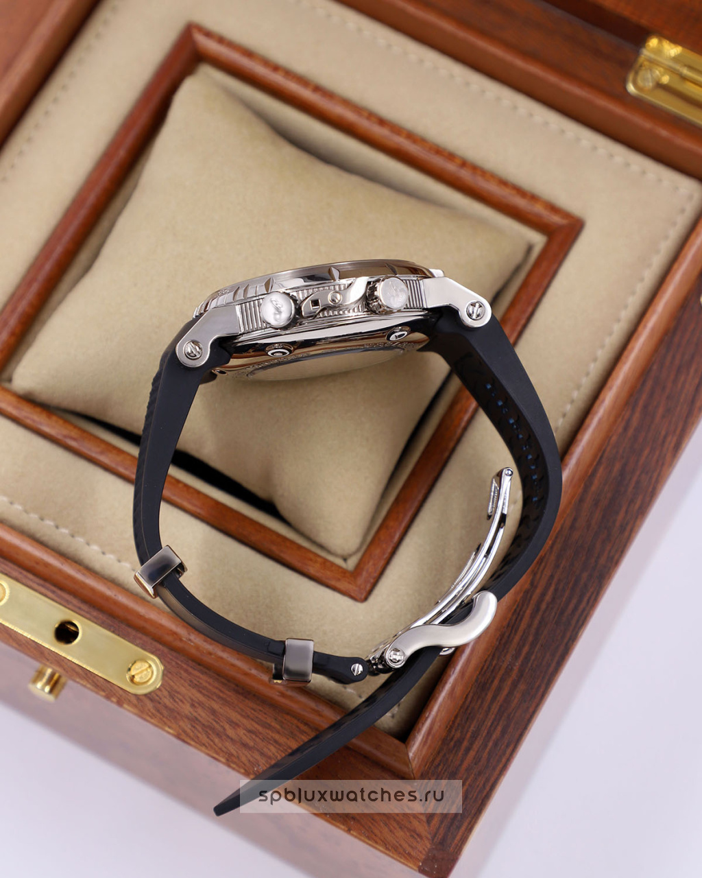 Breguet Marine Royale 5847 45 mm 5847BB/92/5ZV