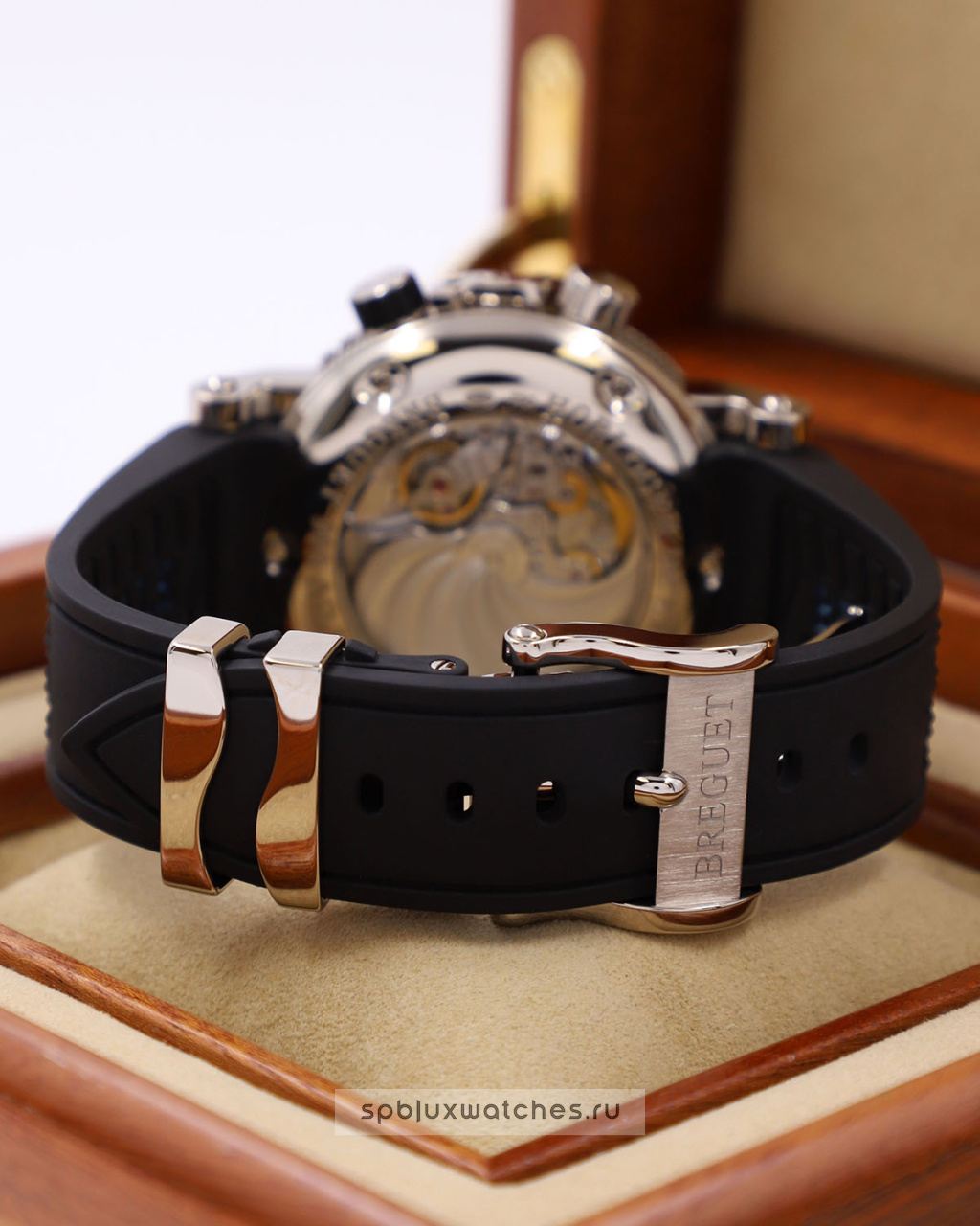 Breguet Marine Royale 5847 45 mm 5847BB/92/5ZV