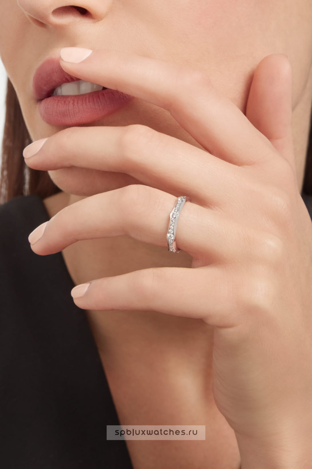 Обручальное кольцо Bvlgari Infinito Wedding Band 352030