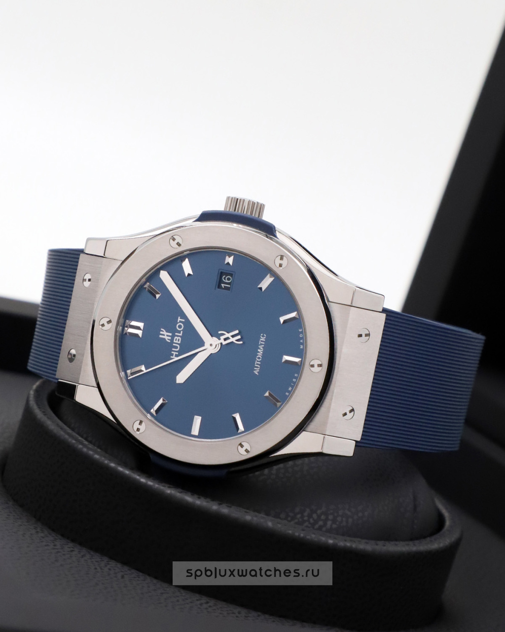 Hublot Classic Fusion Titanium Blue 42 mm 542.NX.7170.RX