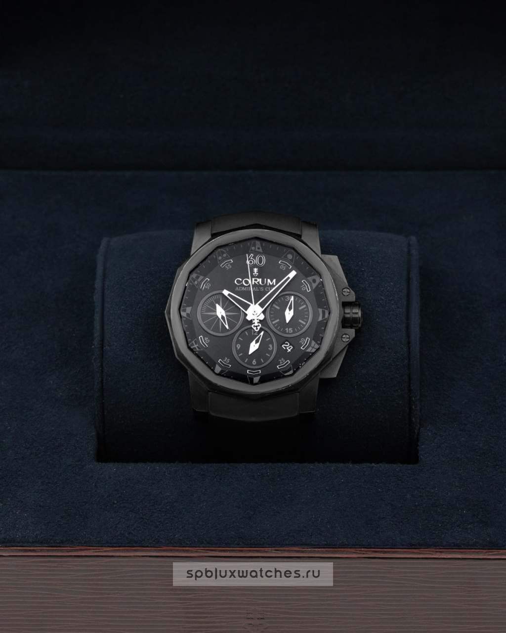 Corum Admiral's Cup 44 mm 753.691.98/F371 AN12